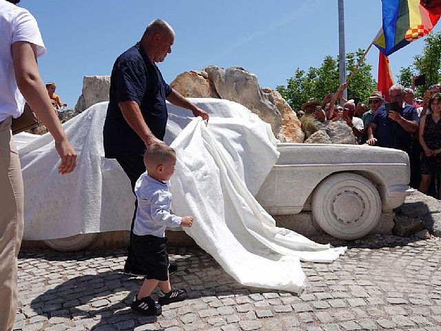 Veliko slavlje u Imotskom! Otkriven spomenik legendarnoj “Miniki”